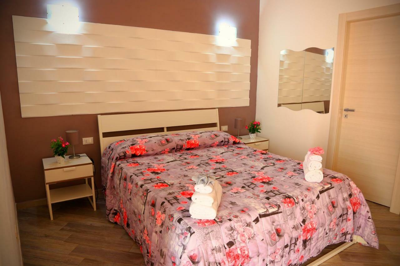 B&B Il Melograno Antico Con Terrazza E Giardino Agrigento Kültér fotó